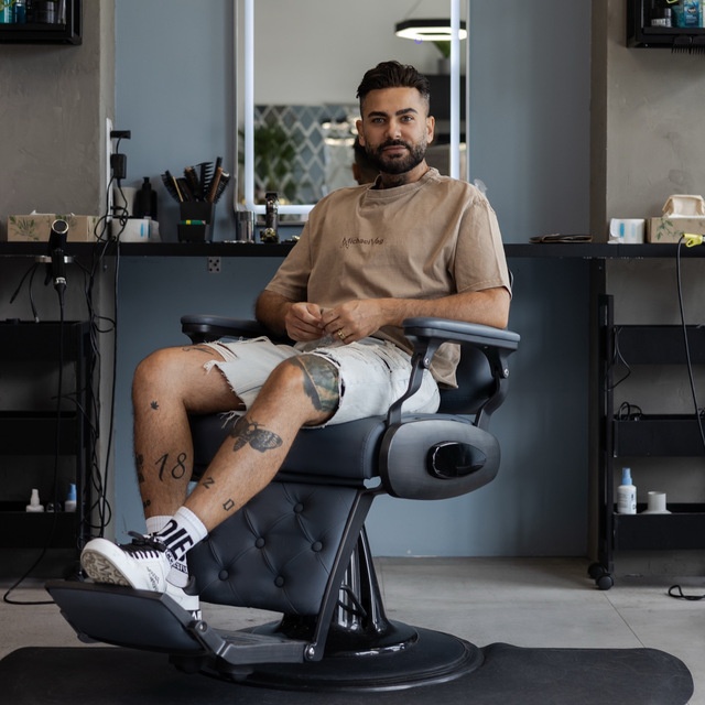 Majiteľ Barbershopu MichaelVag